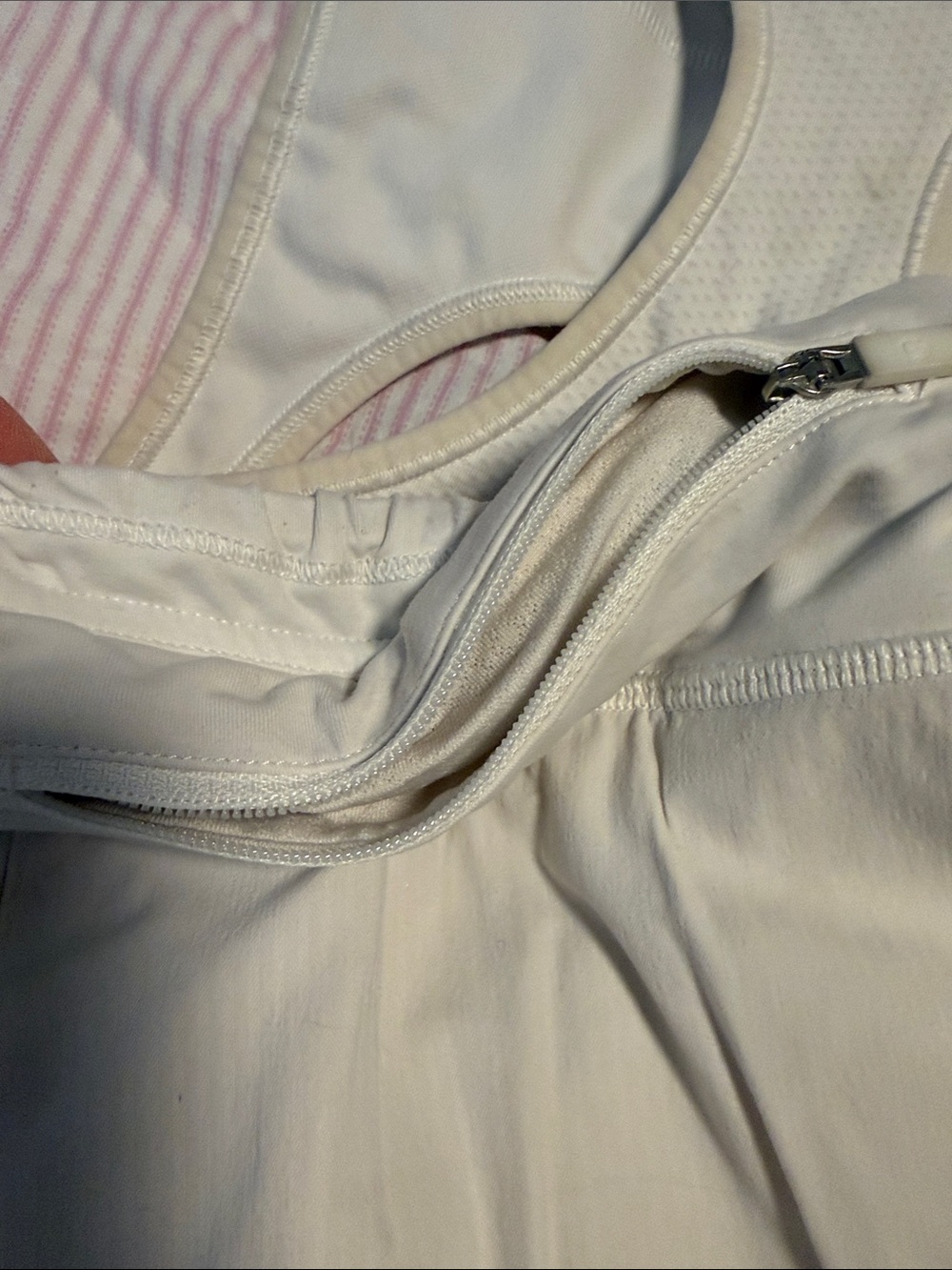 lululemon athletica Cream High-Neck Crop Tank - Picture 5 of 5
